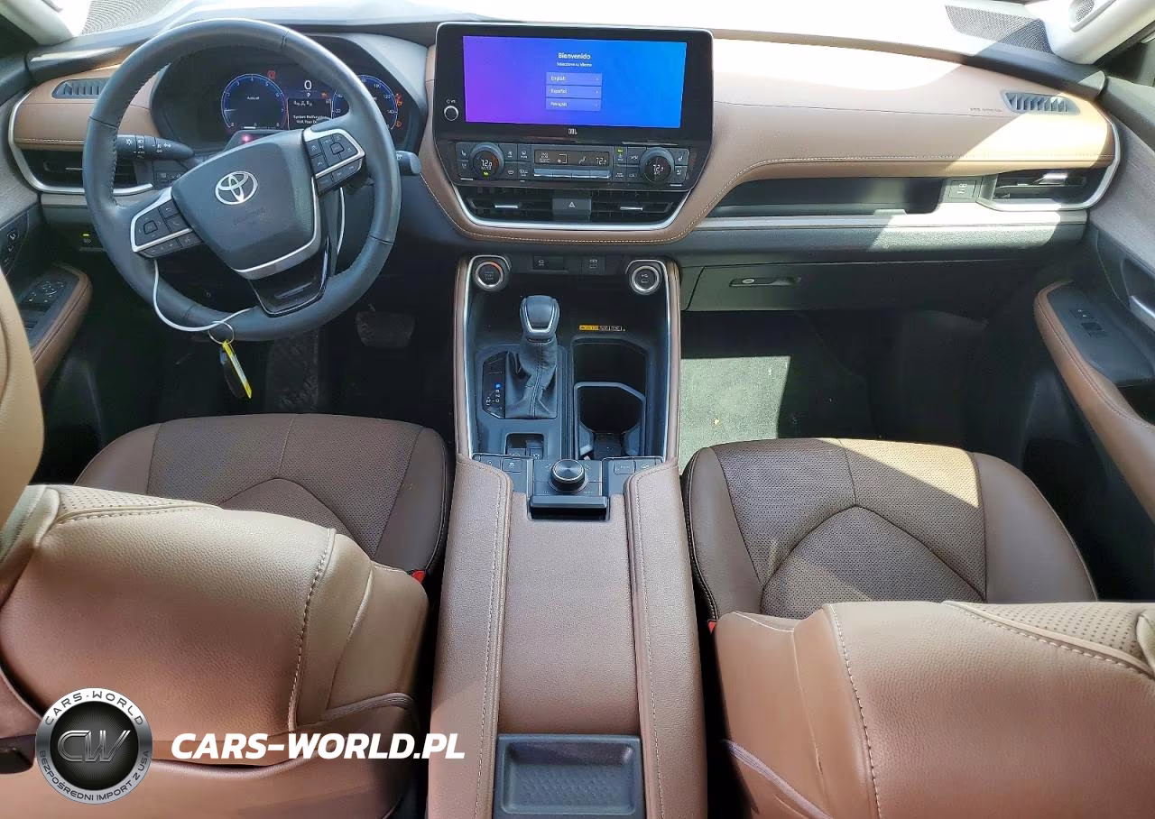 2025 Toyota Grand Highlander Platinum VIN:5TDAAAB59SS100825 - 8