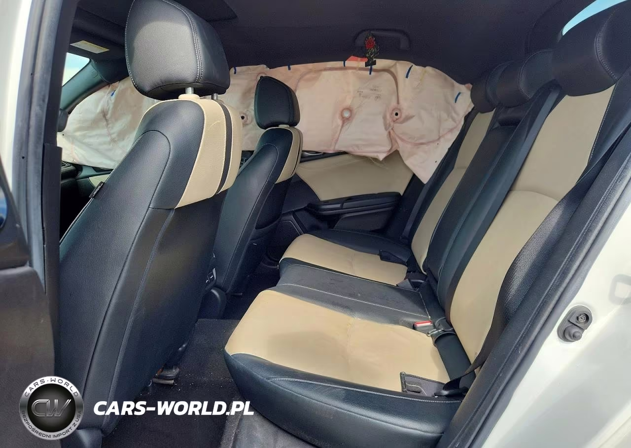 2019 Honda Civic Sport Touring VIN:SHHFK7H99KU222572 - 10