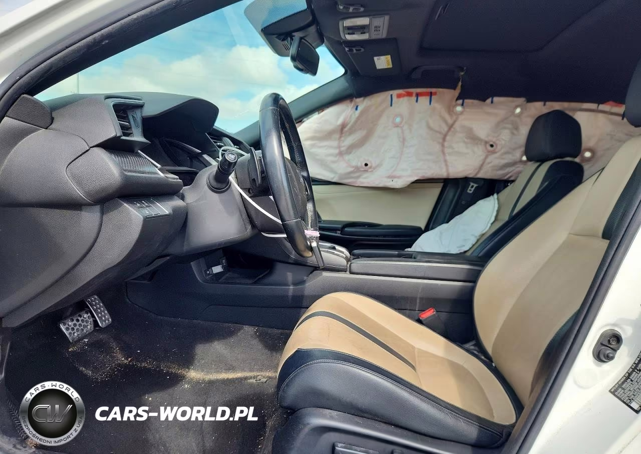 2019 Honda Civic Sport Touring VIN:SHHFK7H99KU222572 - 7