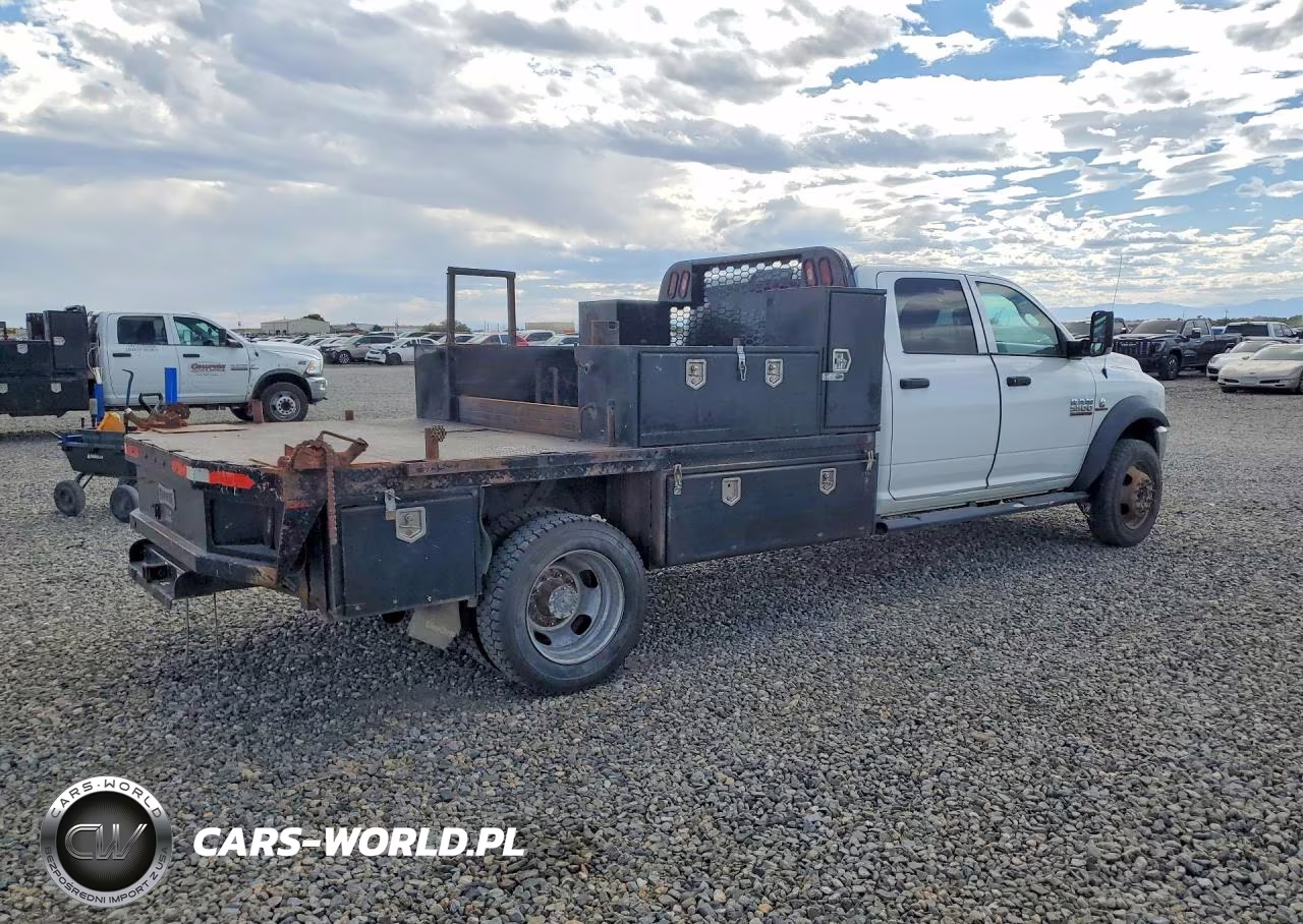 2017 Ram 5500 VIN:3C7WRNFL2HG734051 - 3