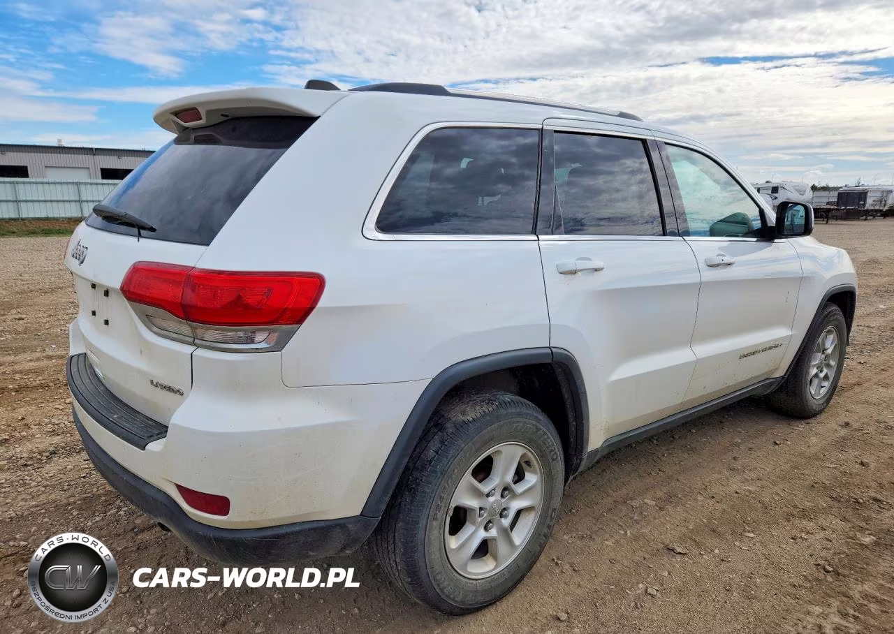 2014 Jeep Grand Cherokee Laredo VIN:1C4RJFAG7EC204836 - 3