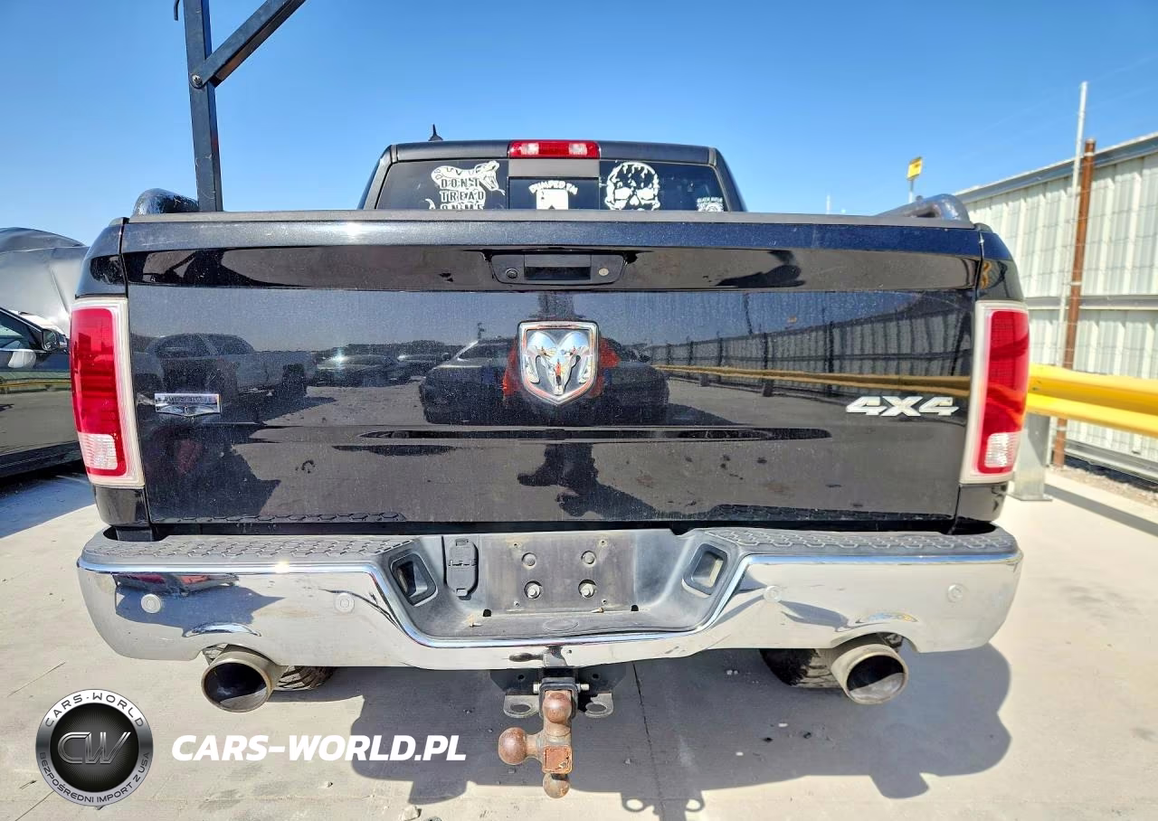 2018 Ram 1500 Laramie VIN:1C6RR7NT0JS110522 - 6
