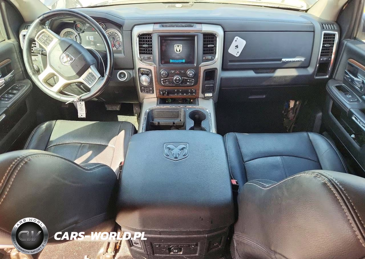 2018 Ram 1500 Laramie VIN:1C6RR7NT0JS110522 - 8
