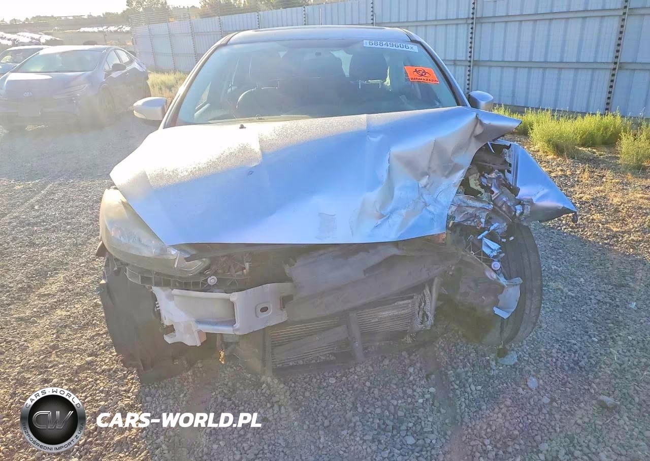 2016 Ford Focus Se VIN:1FADP3K2XGL329218 - 5