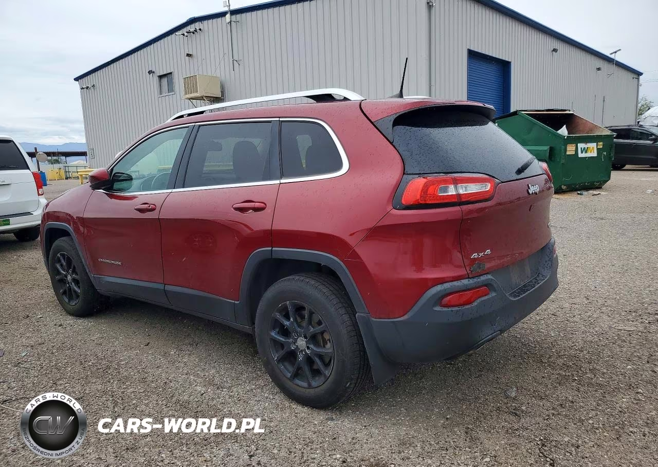 2016 Jeep Cherokee Latitude VIN:1C4PJMCB7GW111930 - 2