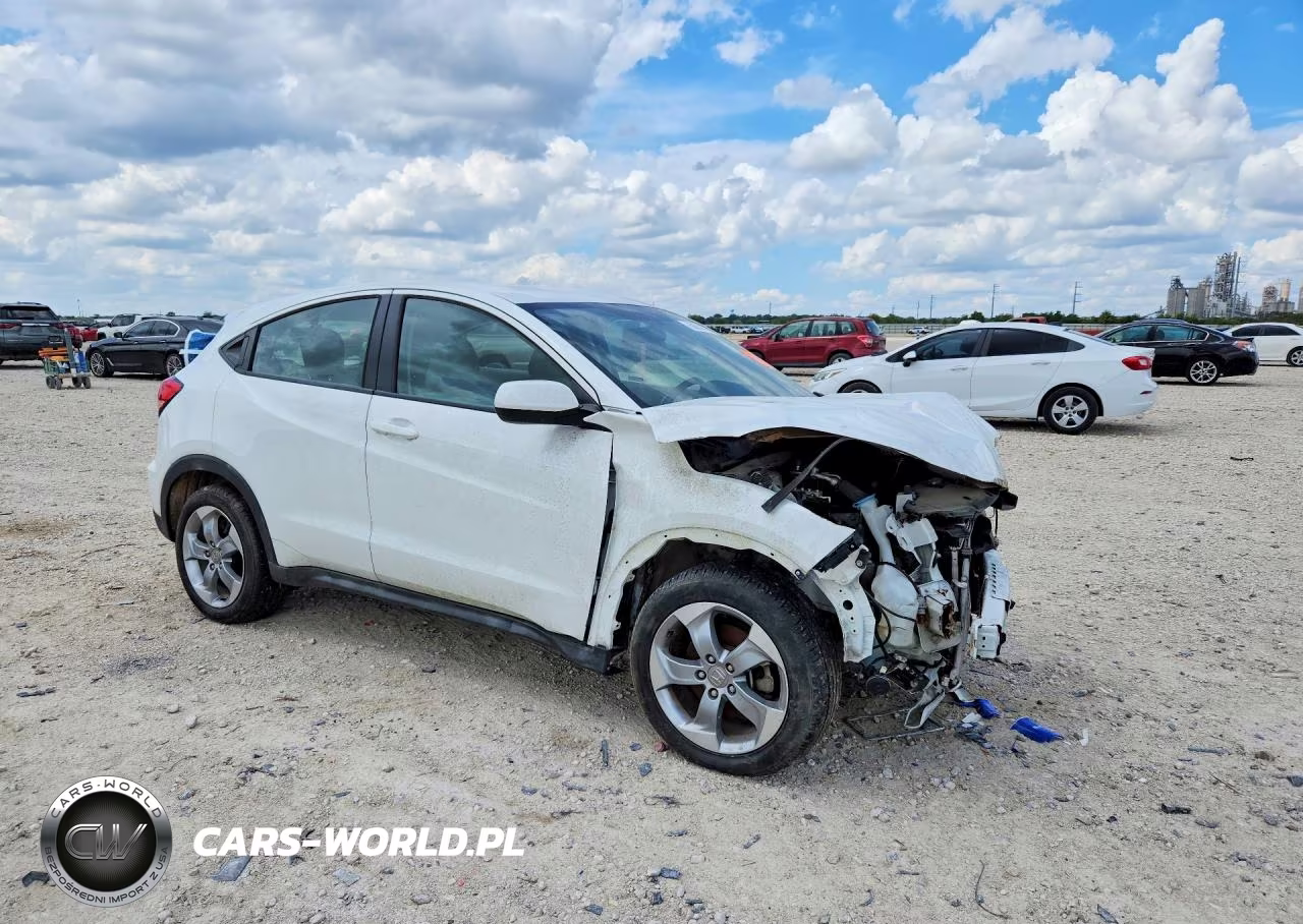 2018 Honda Hr-V Lx VIN:3CZRU6H30JM731081 - 4