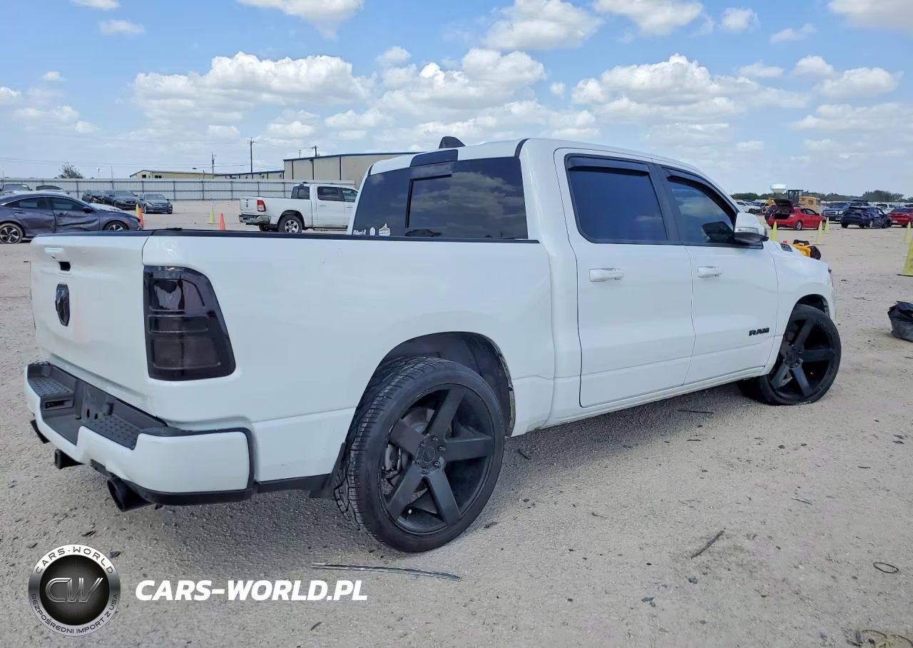 2020 Ram 1500 Big Horn-Lone Star VIN:1C6RREFT9LN208971 - 3