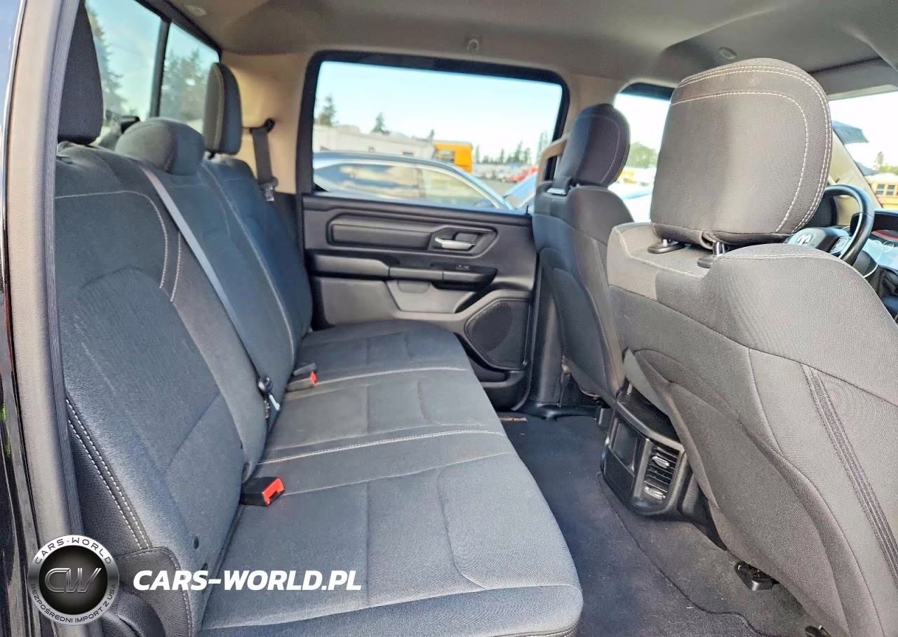 2019 Ram 1500 Tradesman VIN:1C6SRFGTXKN561790 - 10