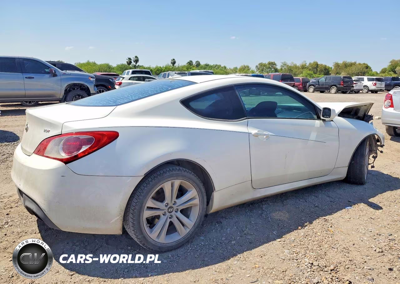 2010 Hyundai Genesis Coupe 2.0T VIN:KMHHT6KD9AU029712 - 3