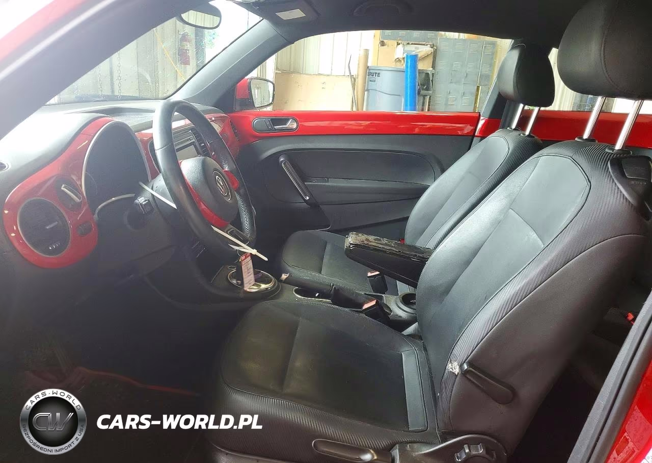 2013 Volkswagen Beetle VIN:3VWJX7AT7DM682179 - 7