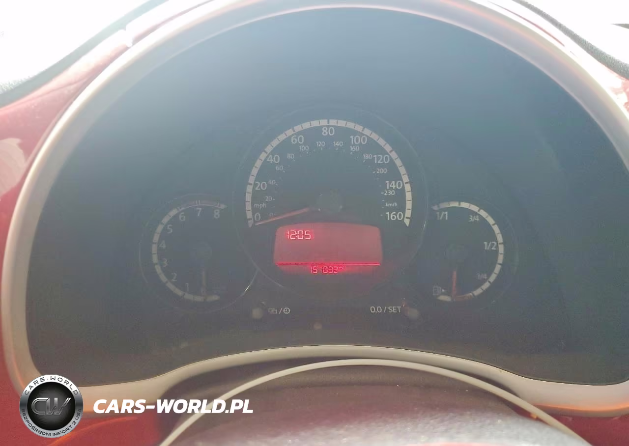 2013 Volkswagen Beetle VIN:3VWJX7AT7DM682179 - 9