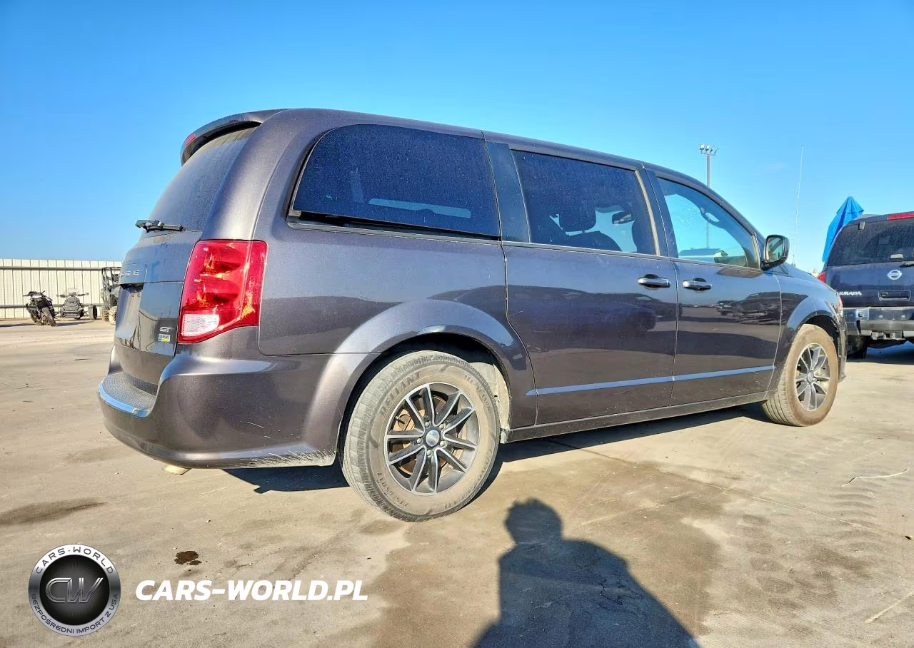 2019 Dodge Grand Caravan Gt VIN:2C4RDGEG9KR567939 - 3