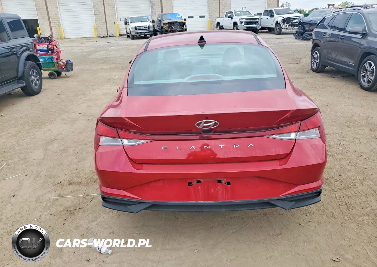 2022 Hyundai Elantra Sel VIN:KMHLS4AGXNU335000 - 6