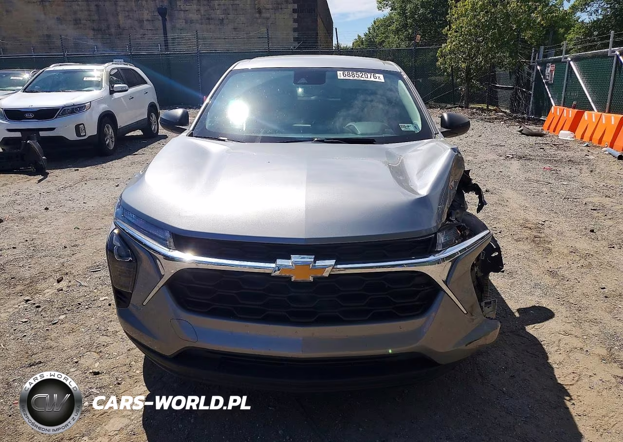 2024 Chevrolet Trax Ls VIN:KL77LFE23RC052735 - 5