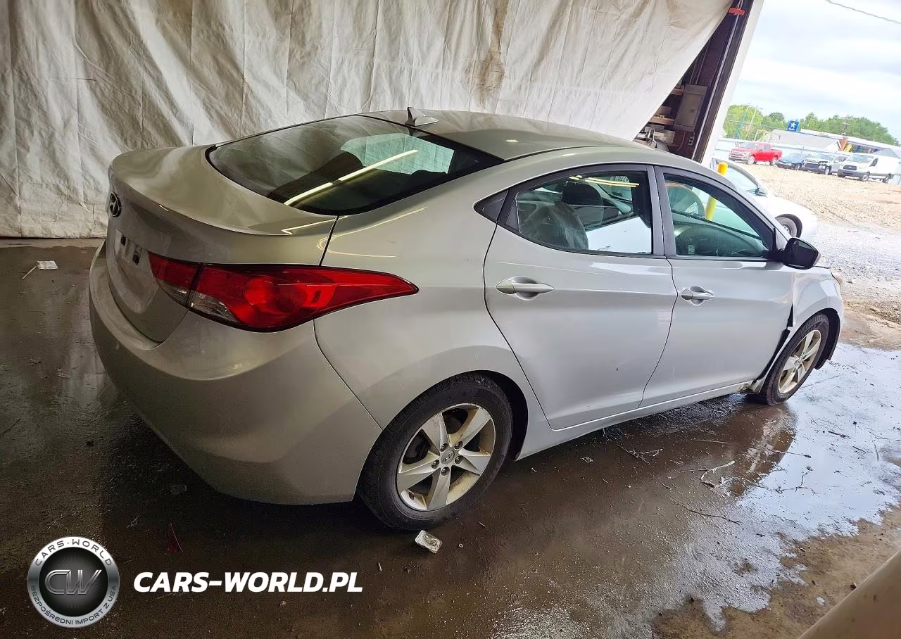 2012 Hyundai Elantra Gls VIN:5NPDH4AE3CH124959 - 3