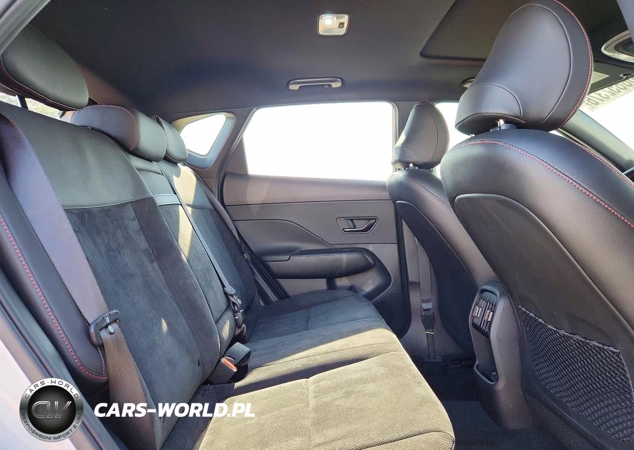 2024 Hyundai Kona N Line VIN:KM8HA3A30RU094568 - 10
