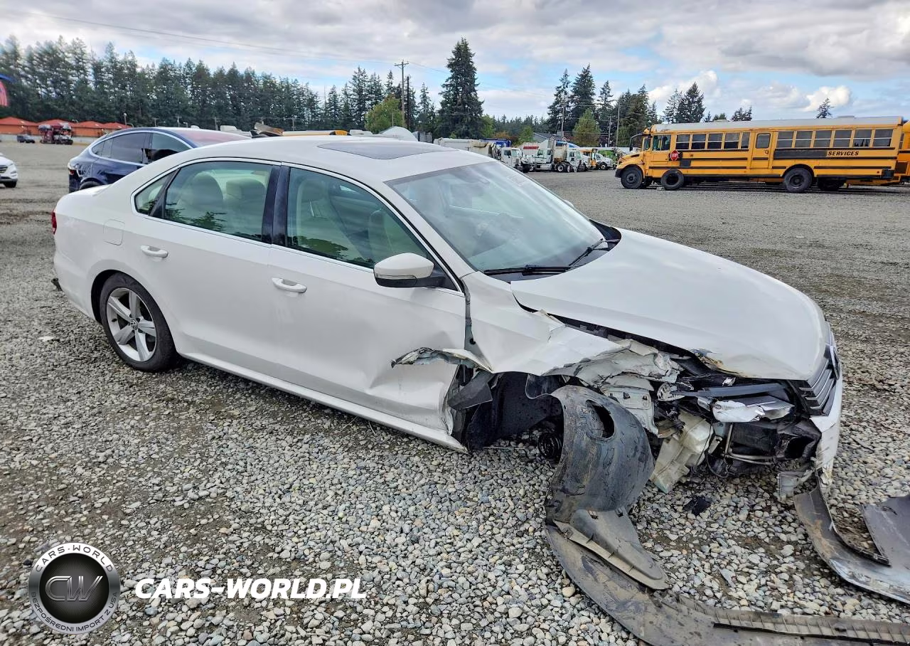 2013 Volkswagen Passat Se VIN:1VWBN7A37DC069524 - 4