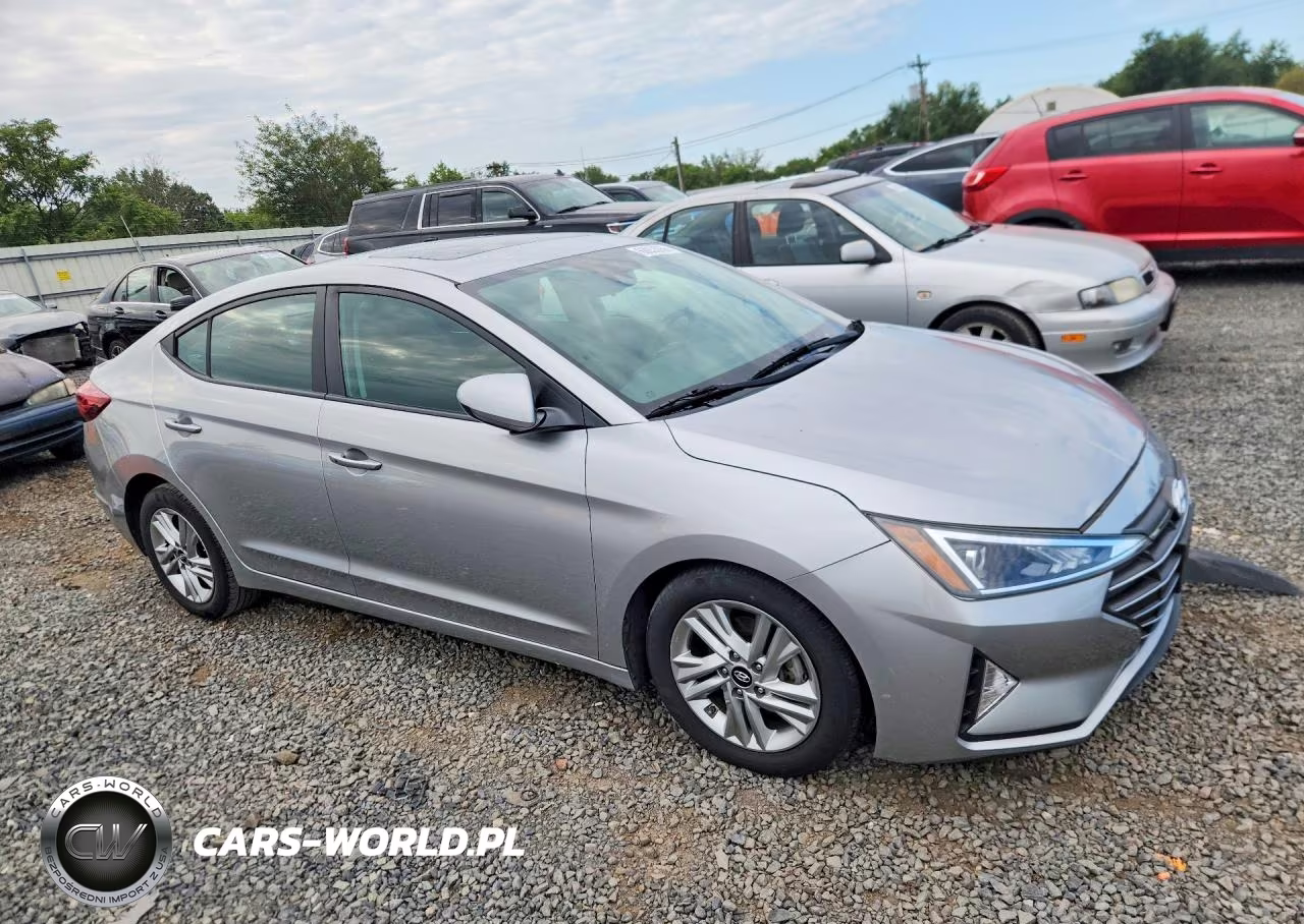 2020 Hyundai Elantra Value Edition VIN:5NPD84LF6LH588284 - 4