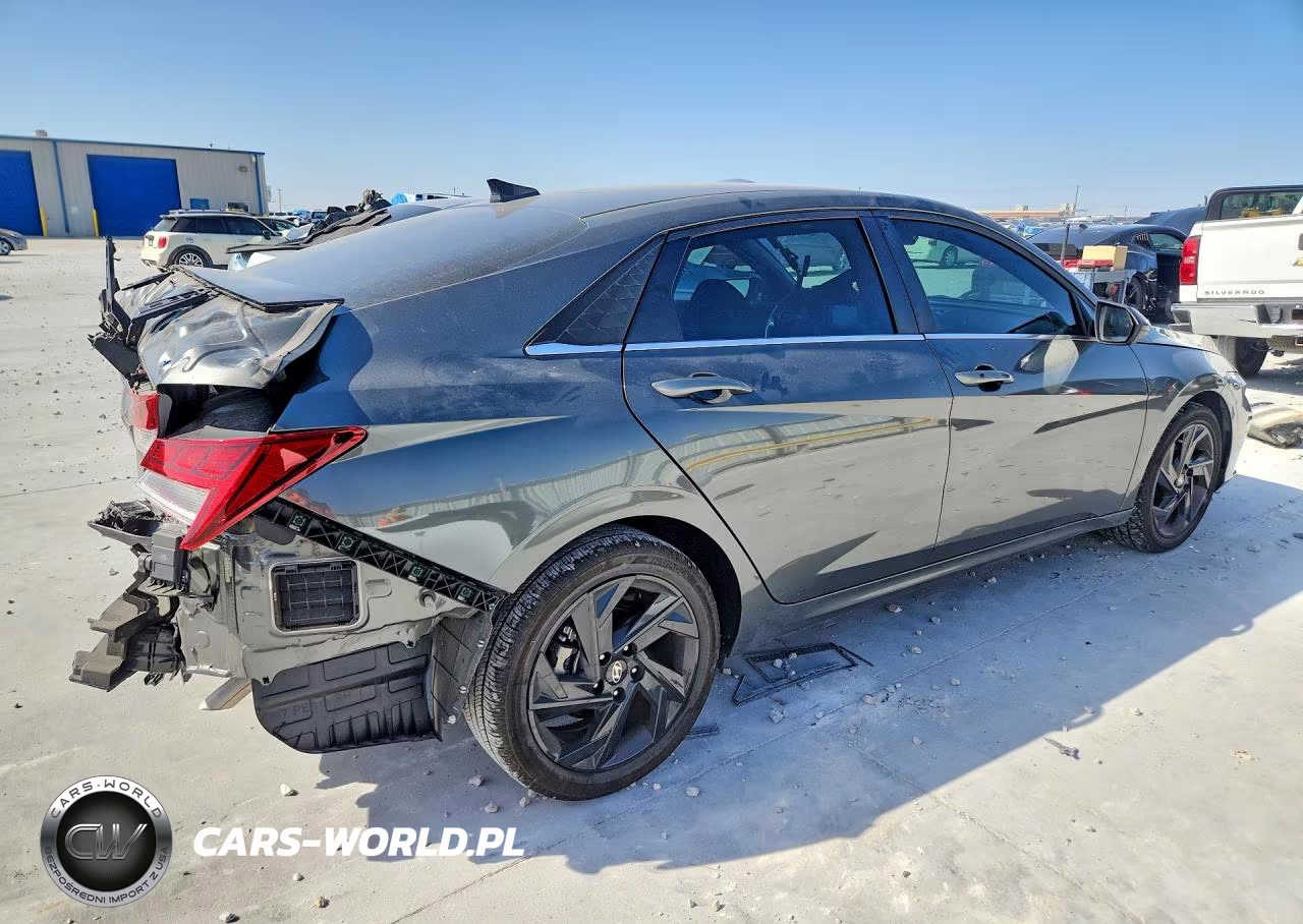 2026 Hyundai Elantra Sel Sport Premium VIN:KMHLS4DG3TU113195 - 3