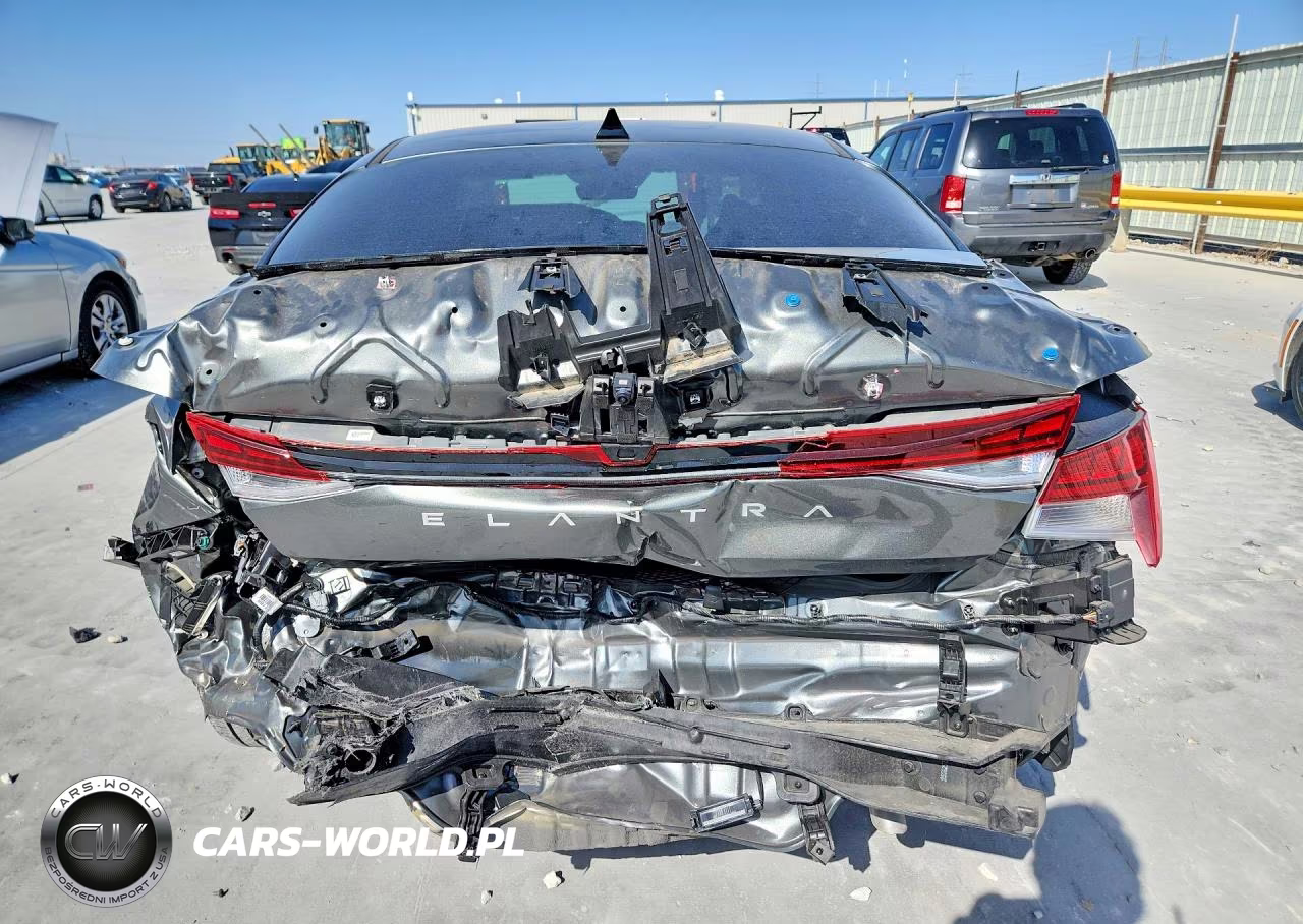 2026 Hyundai Elantra Sel Sport Premium VIN:KMHLS4DG3TU113195 - 6
