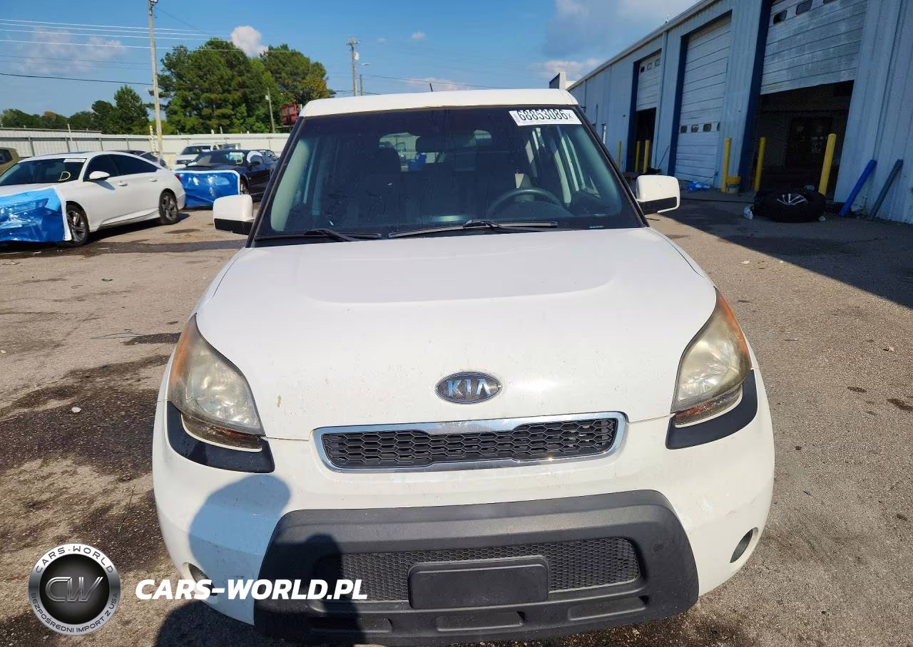 2011 Kia Soul + VIN:KNDJT2A21B7708842 - 5