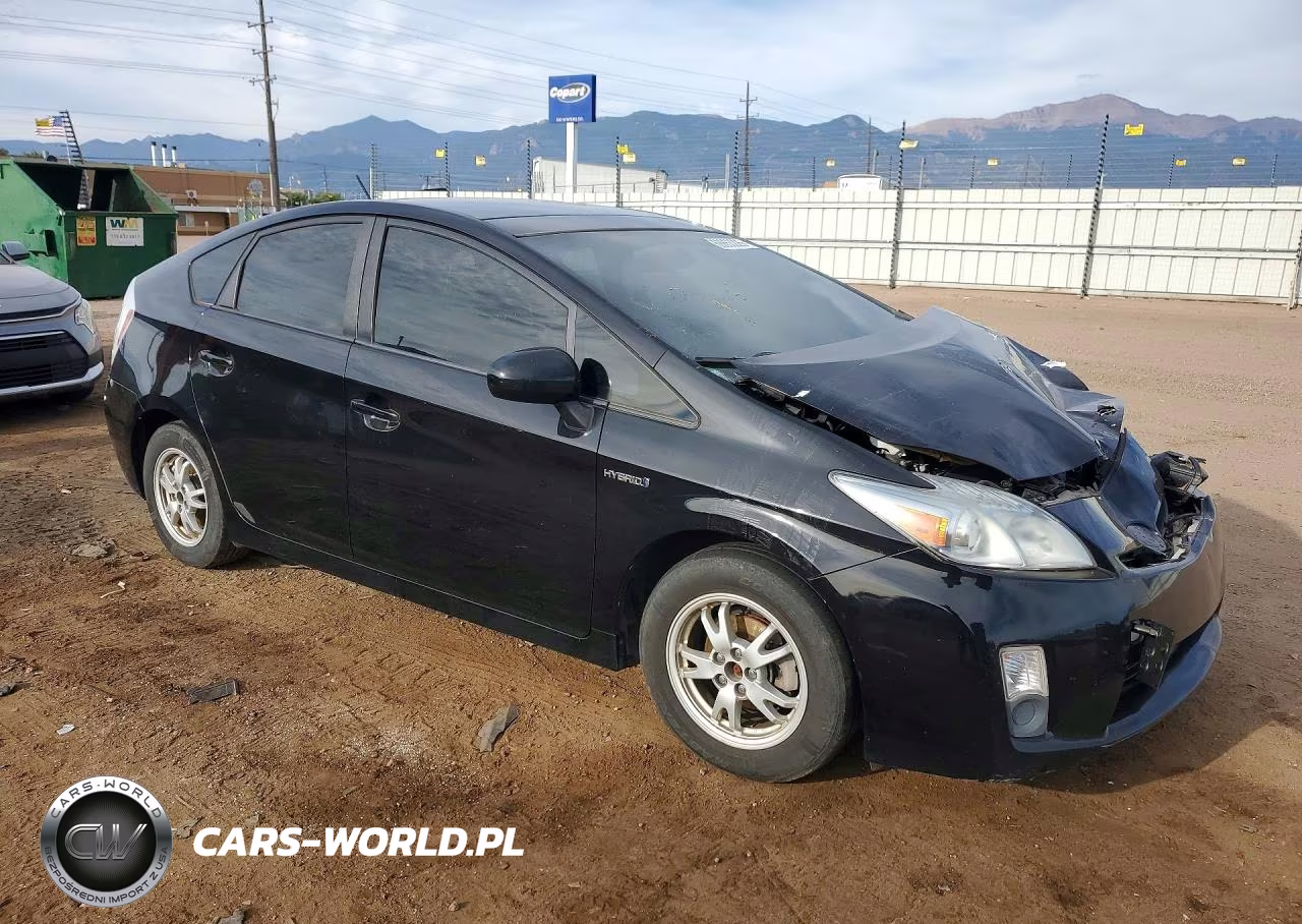 2011 Toyota Prius Three VIN:JTDKN3DU5B5299323 - 4