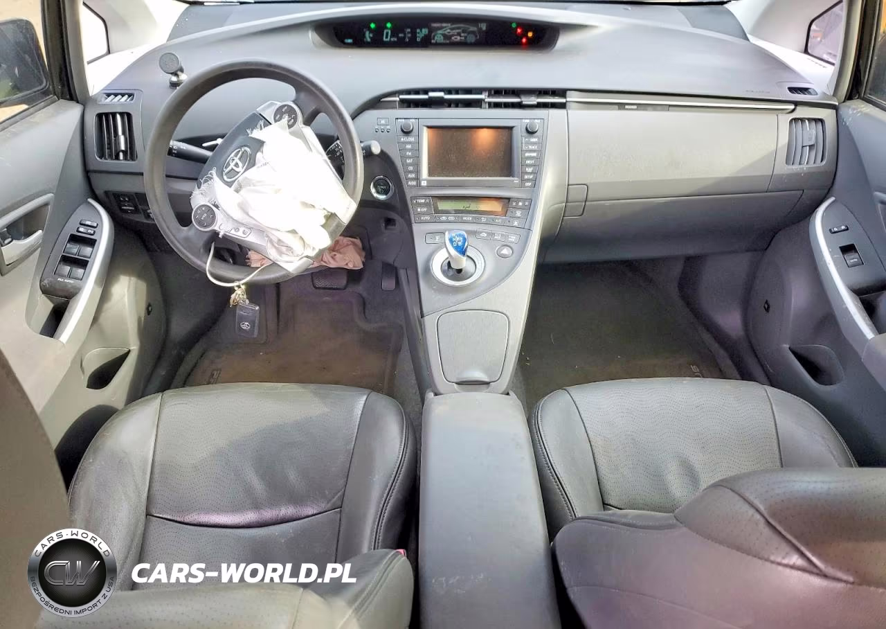 2011 Toyota Prius Three VIN:JTDKN3DU5B5299323 - 8