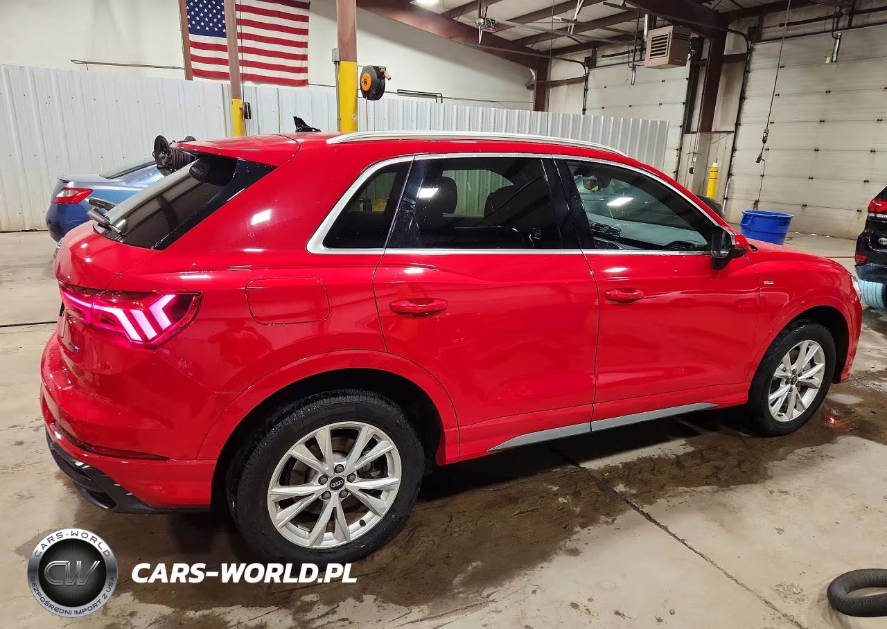 2022 Audi Q3 Premium S Line 45 VIN:WA1DECF32N1120058 - 3