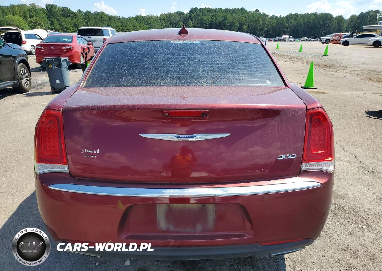 2018 Chrysler 300 Limited VIN:2C3CCAEG3JH208164 - 6
