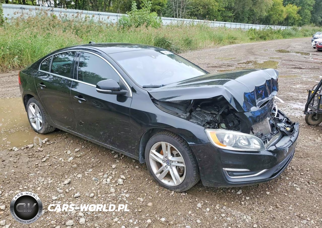 2015 Volvo S60 Premier VIN:YV1612TK1F1353571 - 4