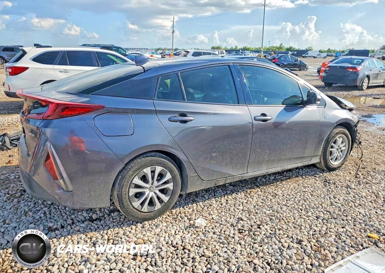 2020 Toyota Prius Prime Limited VIN:JTDKARFP2L3161340 - 3