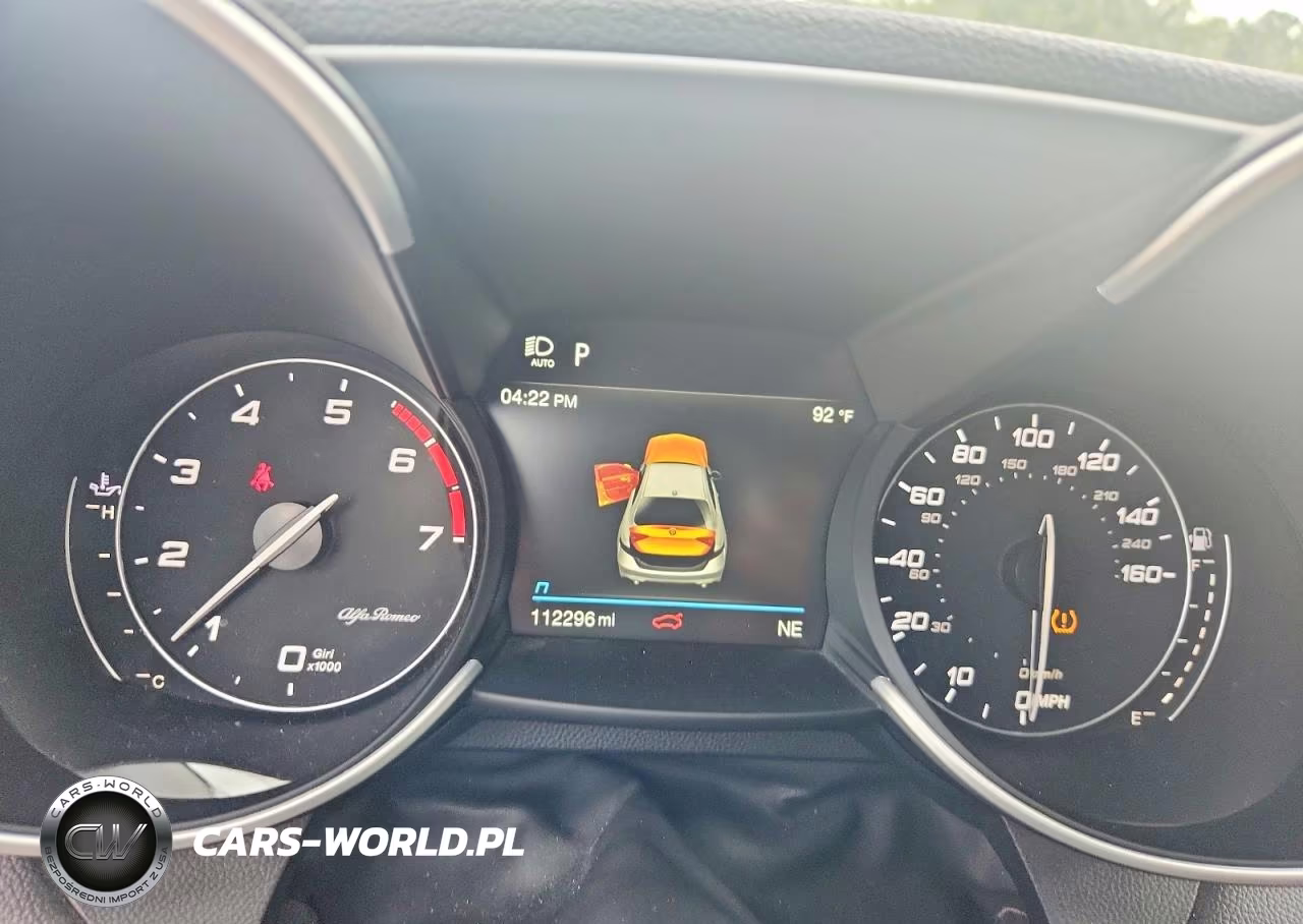 2020 Alfa Romeo Giulia VIN:ZARFANAN8L7624807 - 9