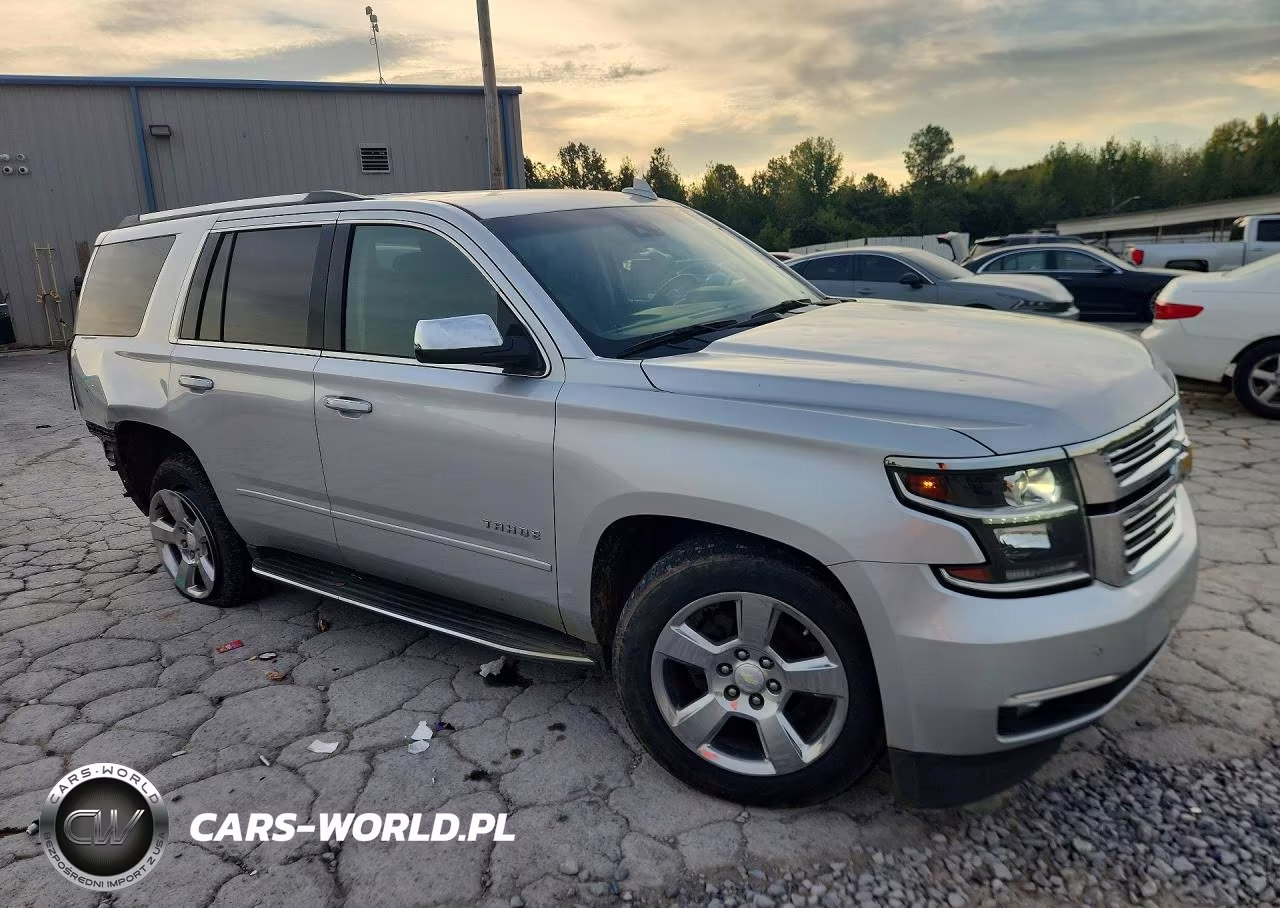 2018 Chevrolet Tahoe C1500 Premier VIN:1GNSCCKC5JR245244 - 4
