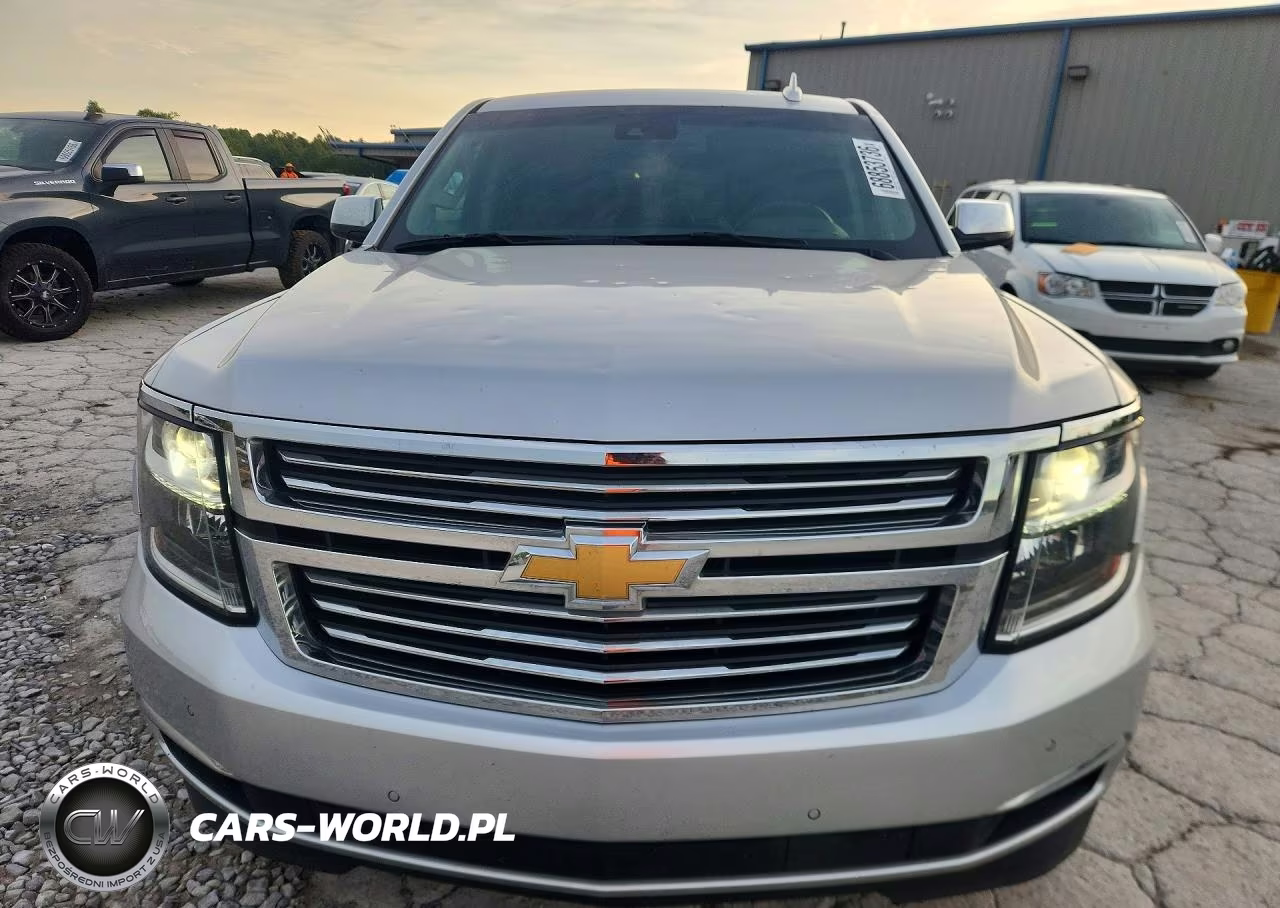 2018 Chevrolet Tahoe C1500 Premier VIN:1GNSCCKC5JR245244 - 5