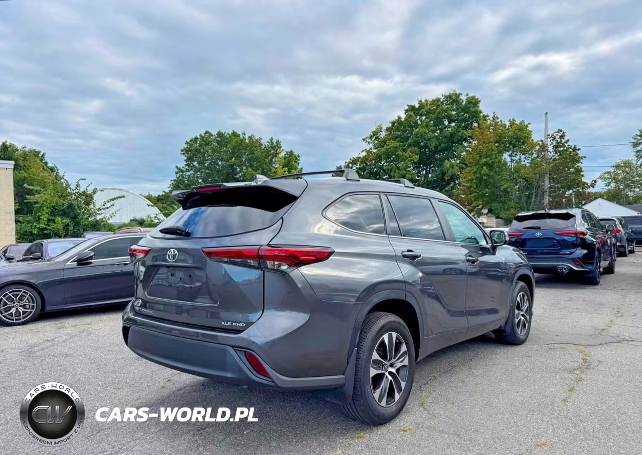 2023 Toyota Highlander Xle VIN:5TDKDRBH0PS520310 - 4