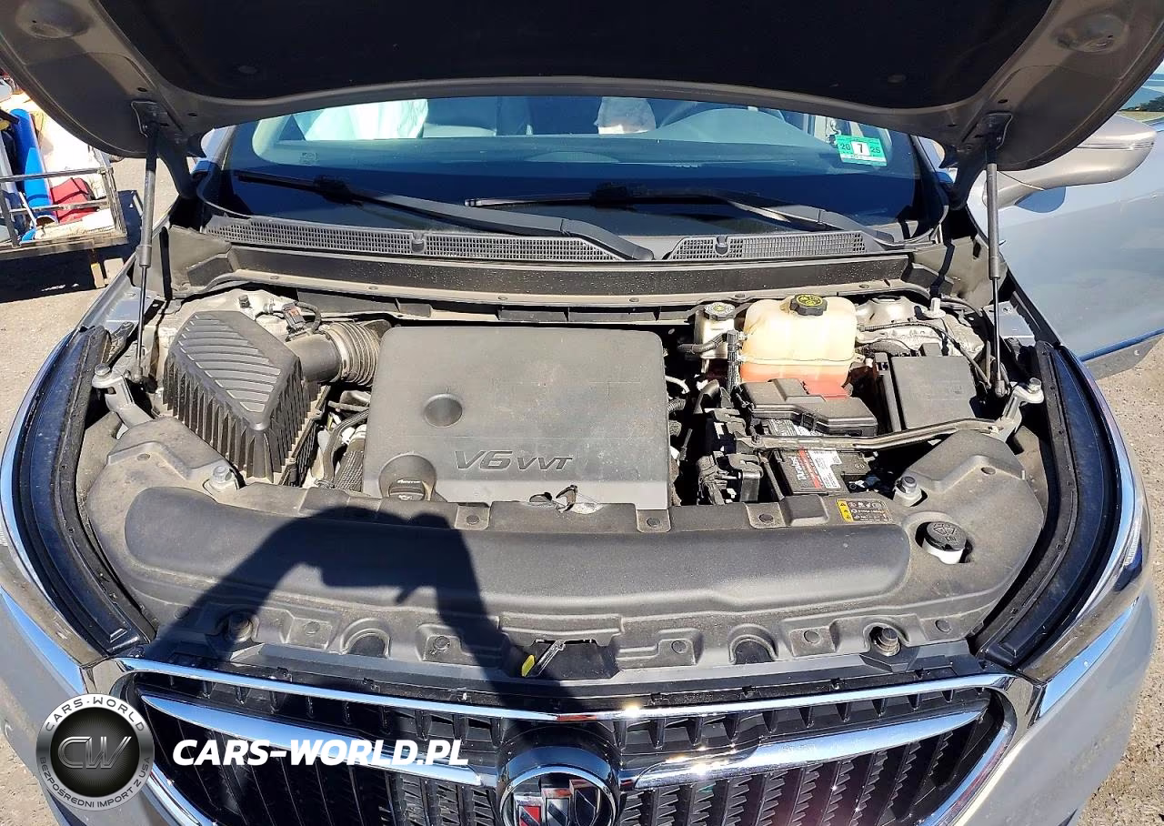 2018 Buick Enclave Essence VIN:5GAEVAKW5JJ227518 - 12