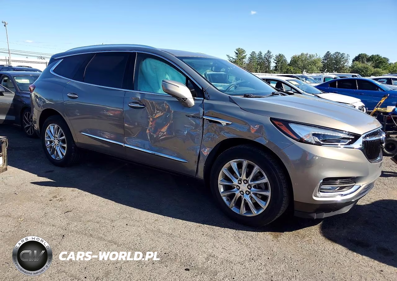2018 Buick Enclave Essence VIN:5GAEVAKW5JJ227518 - 4