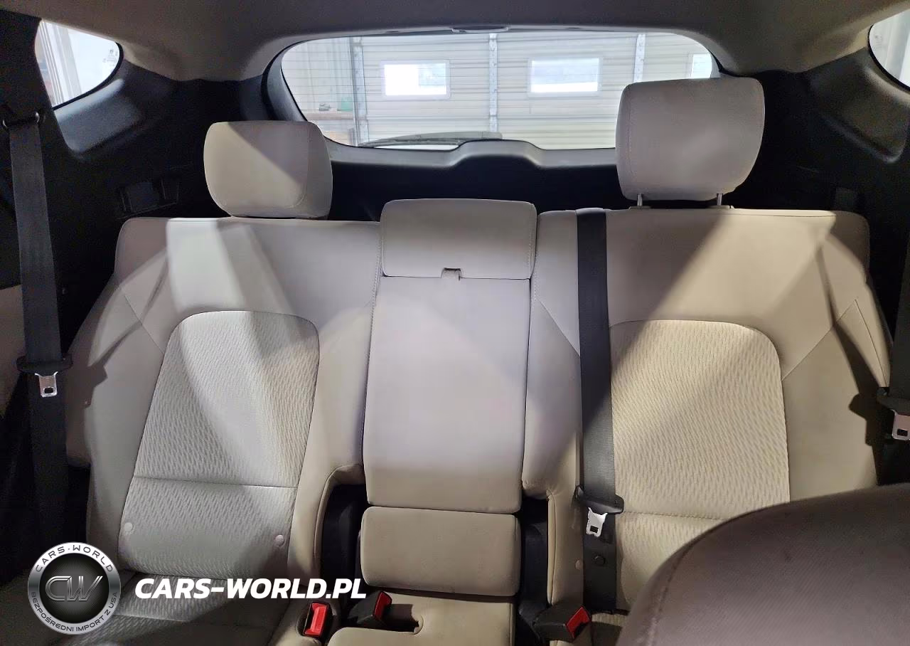 2017 Hyundai Santa Fe Sport 2.4L VIN:5XYZT3LB7HG488706 - 10