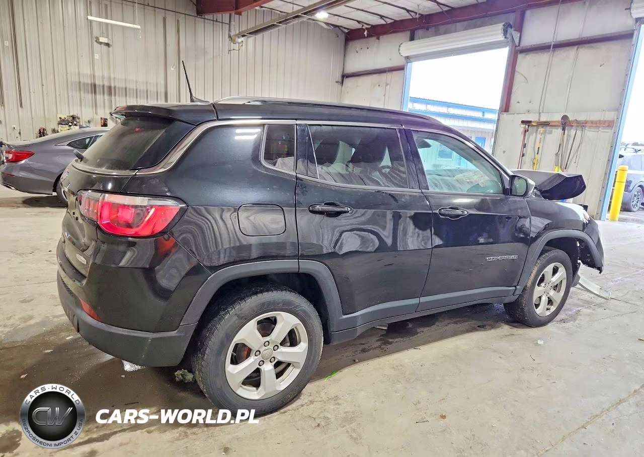 2020 Jeep Compass Latitude VIN:3C4NJDBB5LT239690 - 3