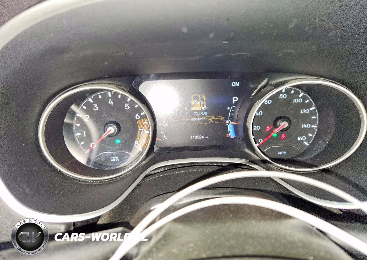 2020 Jeep Compass Latitude VIN:3C4NJDBB5LT239690 - 9