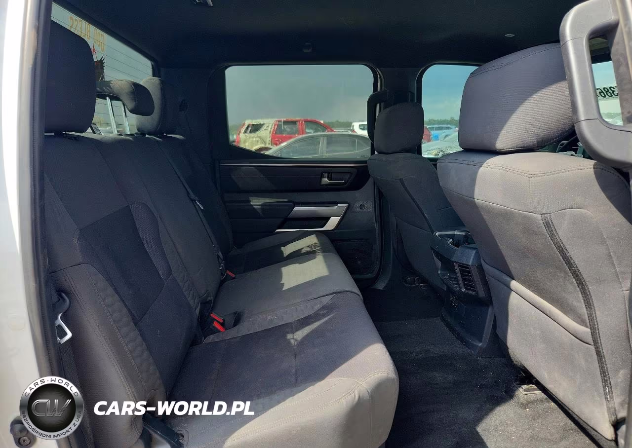 2025 Toyota Tundra Sr5 VIN:5TFLA5AB3SX044933 - 10