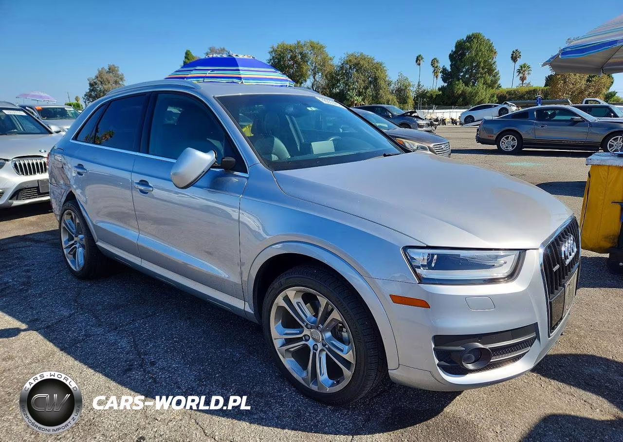 2015 Audi Q3 Prestige VIN:WA1GFCFS1FR002359 - 4