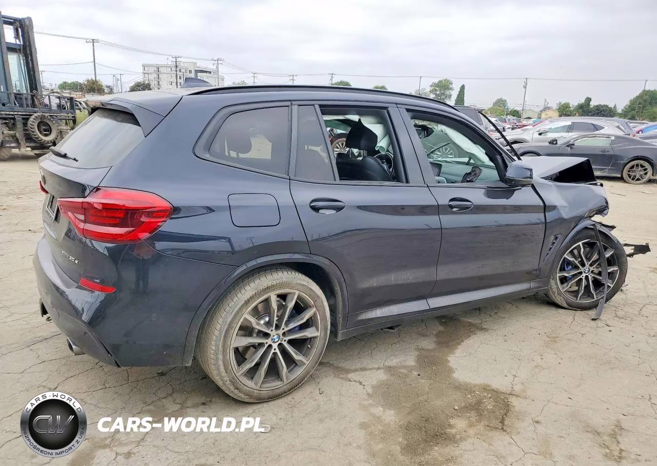 2020 BMW X3 xDrive30E VIN:5UXTS1C09L9C23762 - 3
