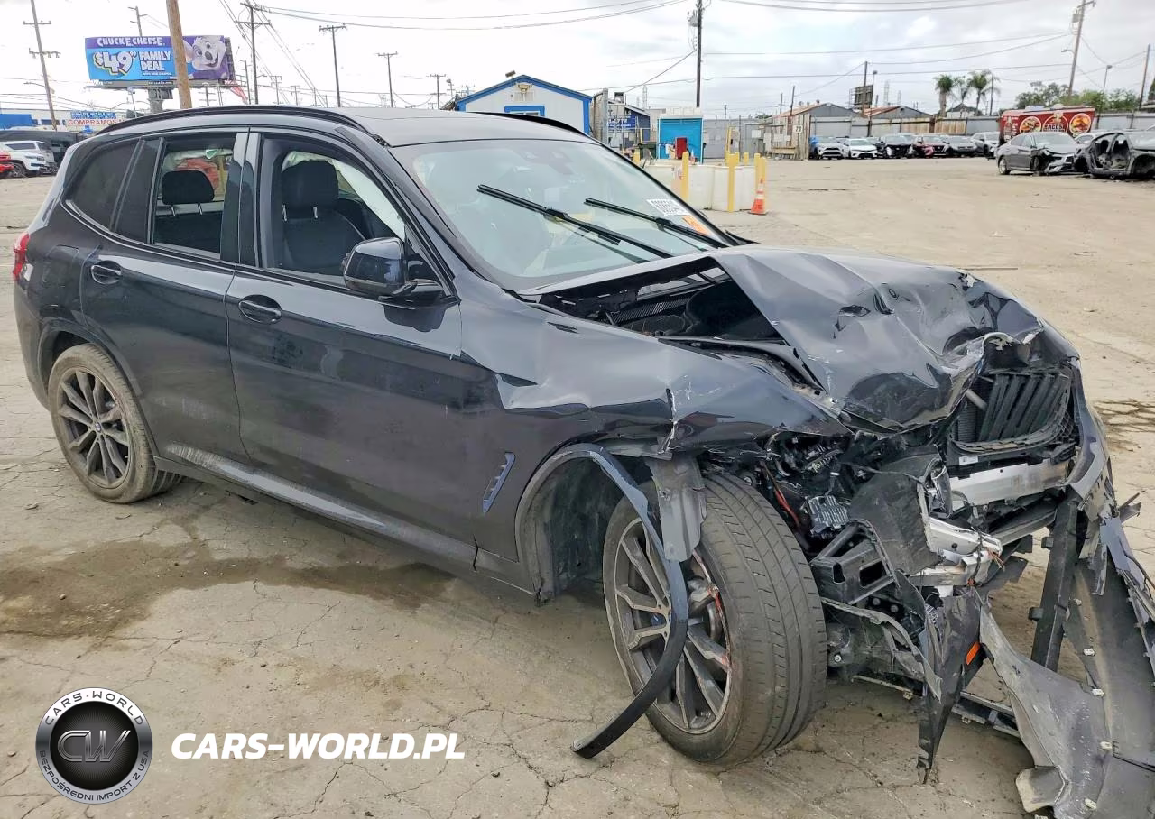 2020 BMW X3 xDrive30E VIN:5UXTS1C09L9C23762 - 4