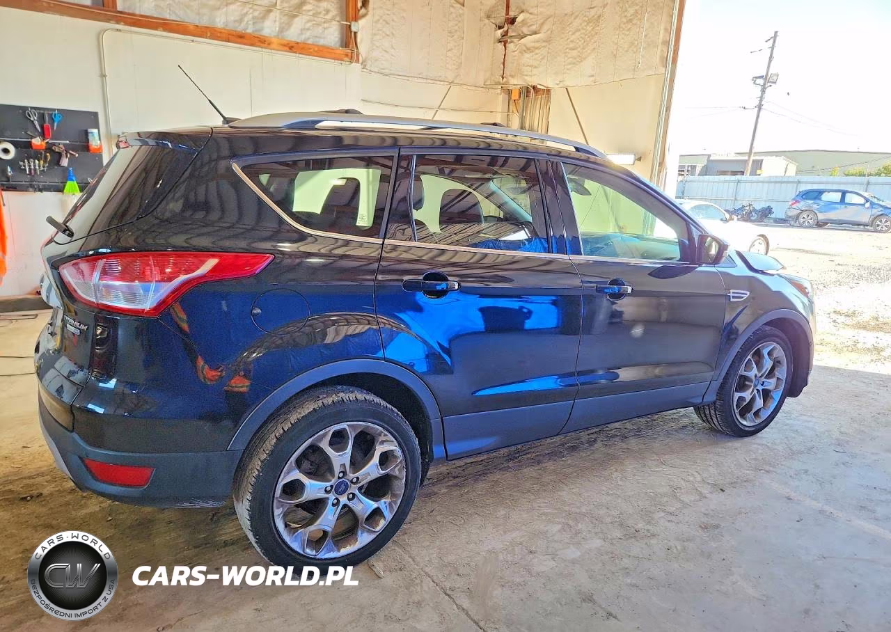 2016 Ford Escape Titanium VIN:1FMCU9J96GUB05594 - 3