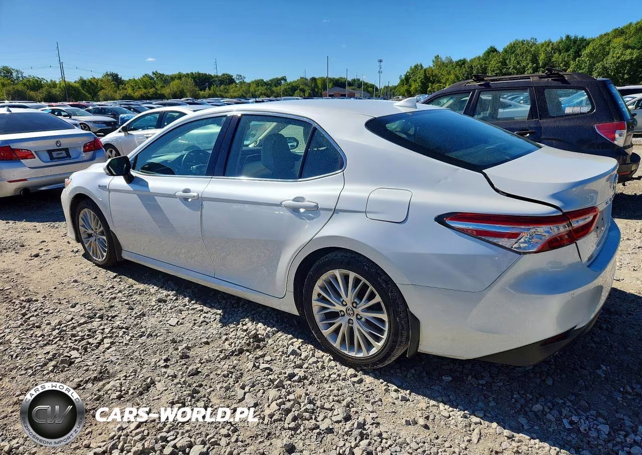 2018 Toyota Camry Hybrid Xle VIN:4T1B21HKXJU003668 - 2