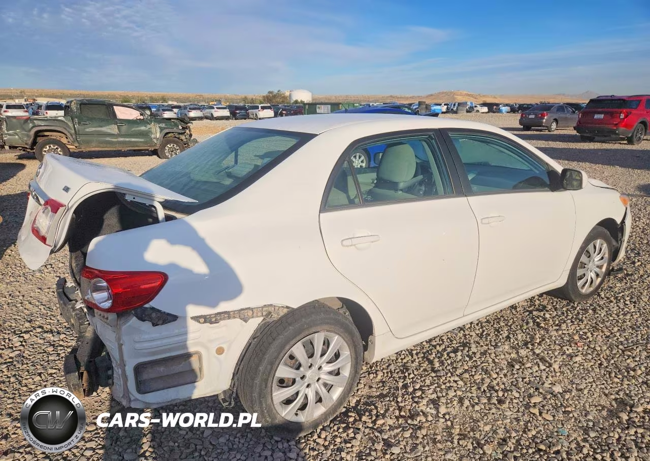 2012 Toyota Corolla Le VIN:2T1BU4EE7CC804055 - 3