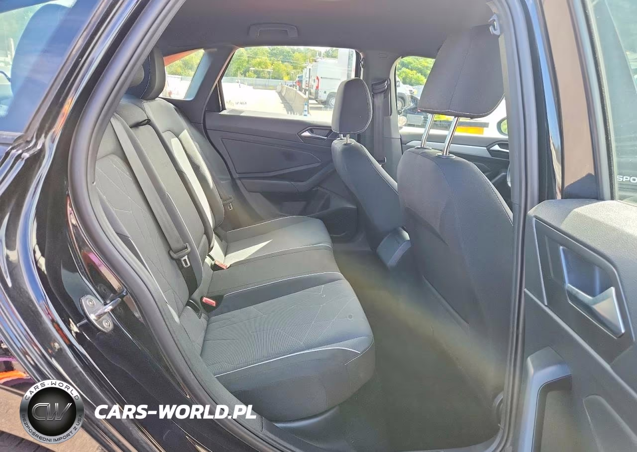 2025 Volkswagen Jetta Sport VIN:3VWBX7BU9SM046355 - 10