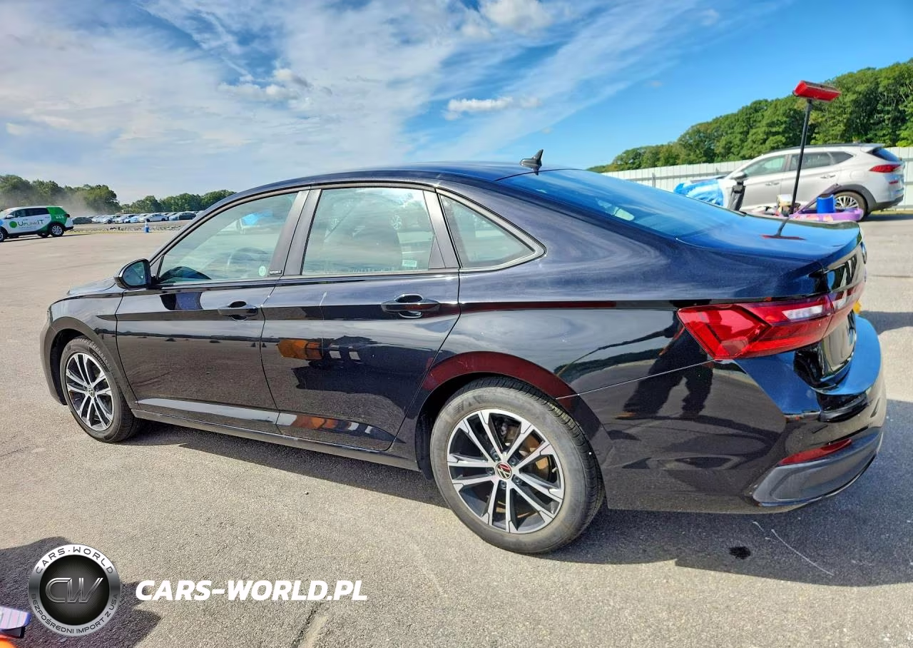 2025 Volkswagen Jetta Sport VIN:3VWBX7BU9SM046355 - 2