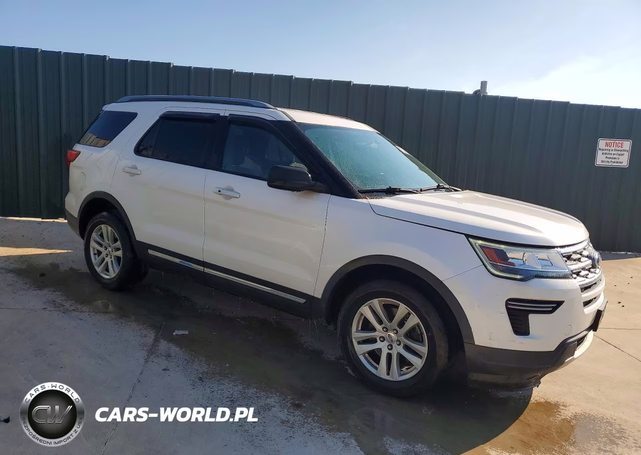 2018 Ford Explorer Xlt VIN:1FM5K8D81JGA12743 - 4